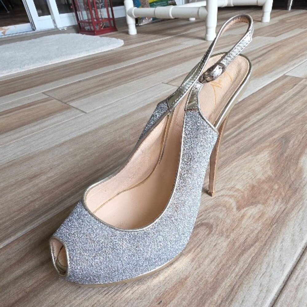 Giuseppe Zanotti Crystal Embellished Heels Eur. 40